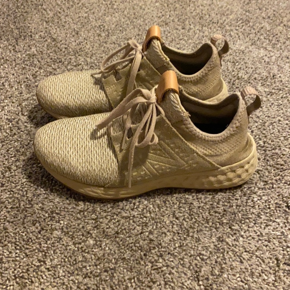 New balance shoes
